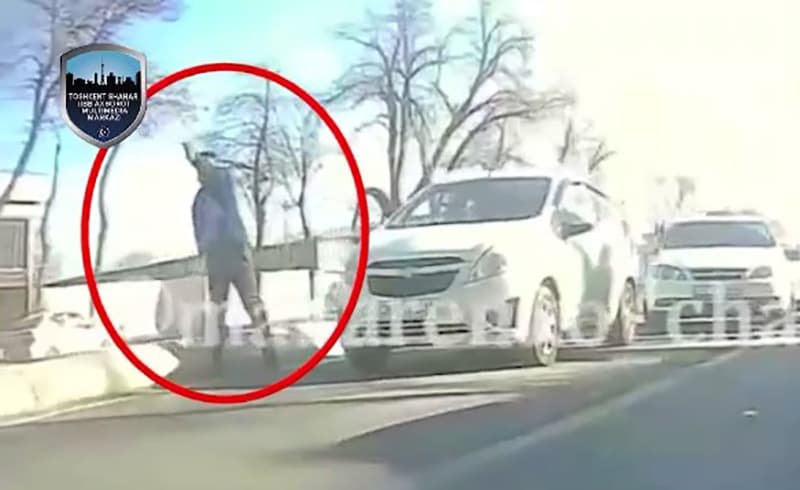 Мужчина, который открыл стрельбу по автомобилю в Ташкенте, получил 15 суток