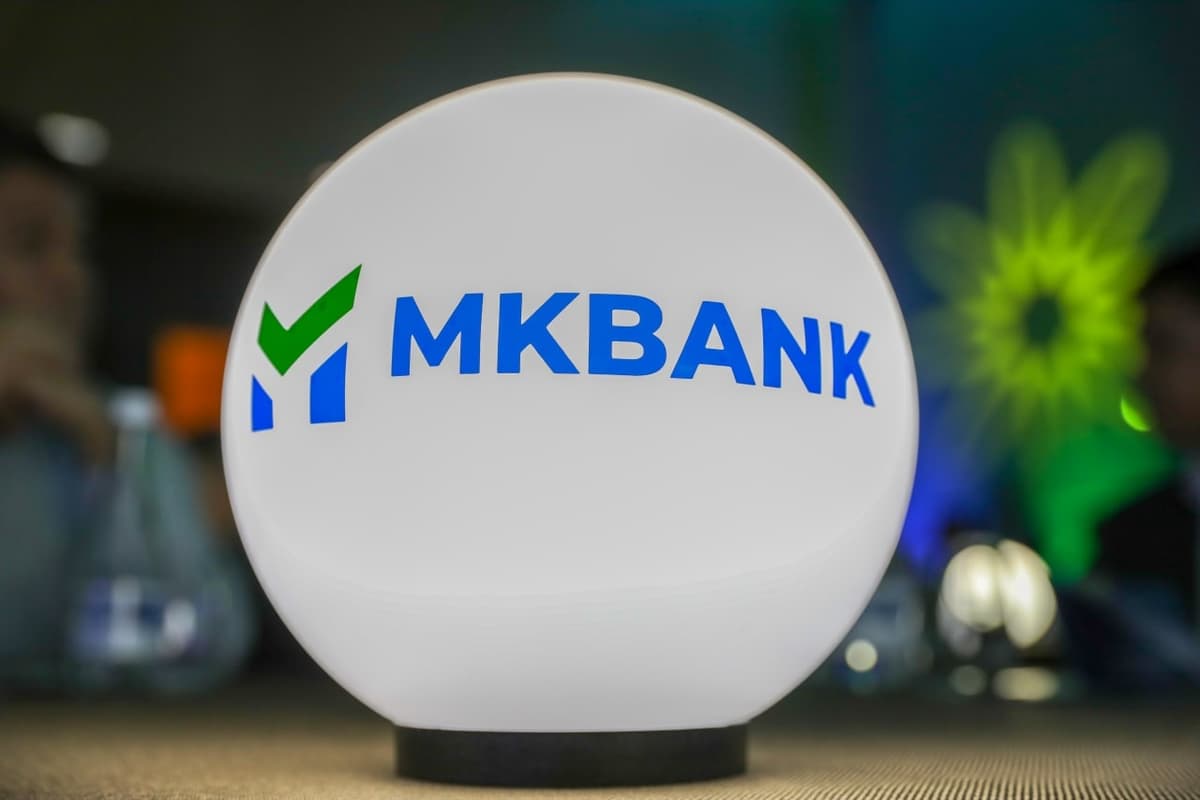 Yana bir bank rebrending qildi: bu nimani anglatadi?