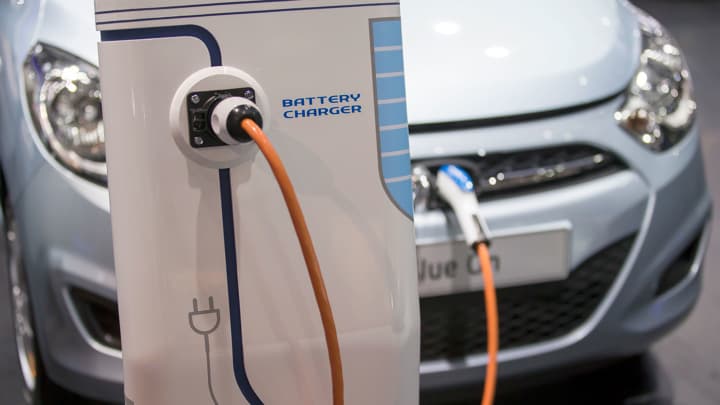 O‘zbekistonga yanvarda 3 ta davlatdan 122 ta elektromobil import qilindi