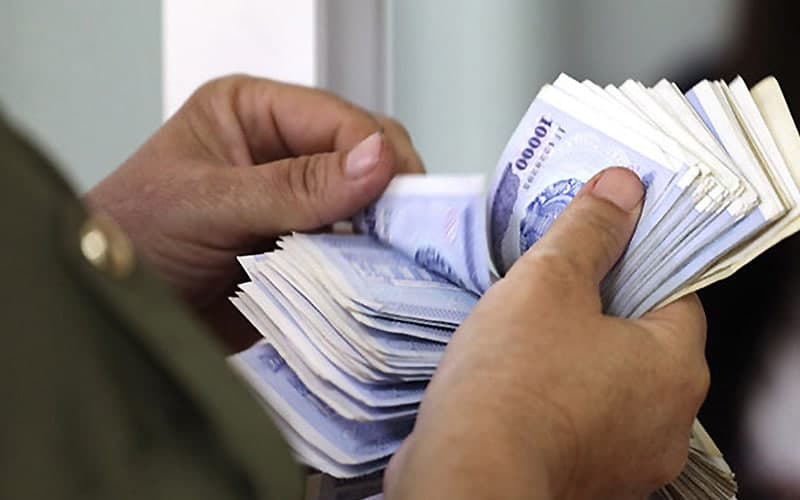 76% of one-time benefits distributed to needy people 