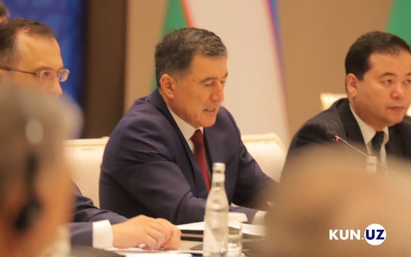 Norov Samarqanddagi ShHT sammitida imzolanishi rejalashtirilgan hujjatlar haqida ma’lumot berdi