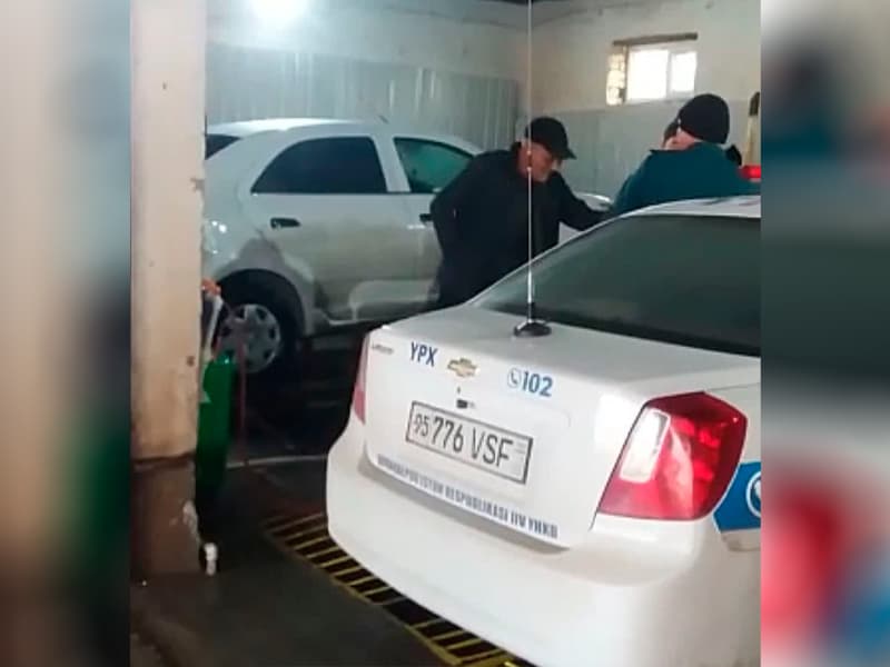 Qoraqalpog‘istonda YPX xodimi fuqaroni haqoratli so‘zlar bilan so‘kdi