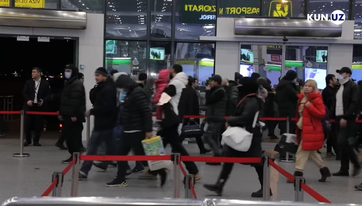 В Минтрансе опровергли информацию о продаже билетов эвакуируемым из Украины узбекистанцам