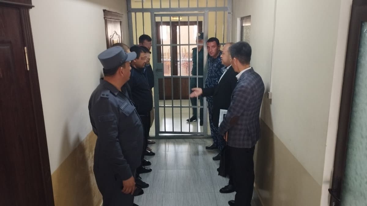 Samarqanddagi 60 o‘rinli qabulxonada 160 nafar mahkum saqlanayotgani ma’lum bo‘ldi