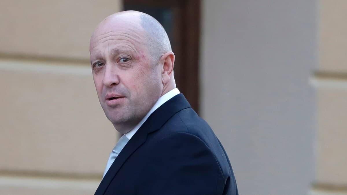 «Яндекс» қидирув натижаларидан «Путиннинг ошпази» Пригожин ҳақидаги суриштирувга ҳаволаларни олиб ташлади
