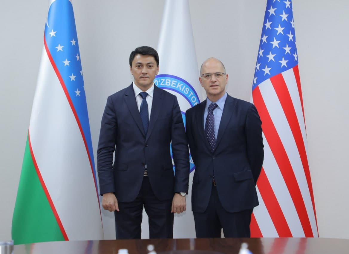 Амрилло Иноятов провел встречу с послом США