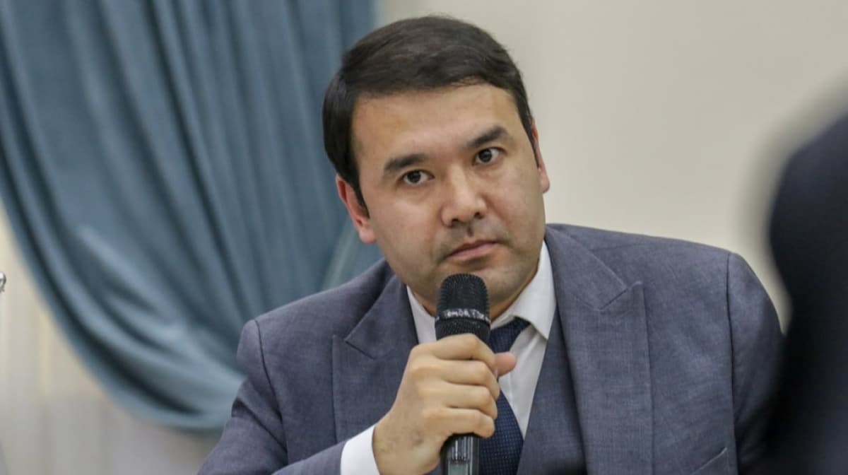 Rasul Kusherbayev resigns as a deputy