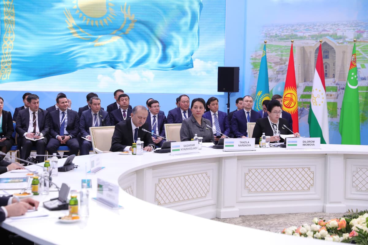 Markaziy Osiyo davlatlarining birinçi parlamentlararo forumida Turkiston deklaratsiyasi qabul qilindi