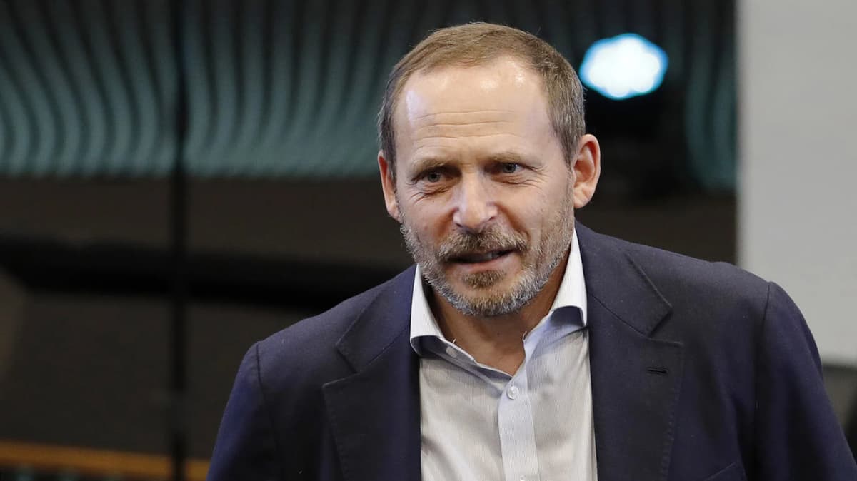 «Яндекс» асосчиси Волож Украинадаги ҳарбий ҳаракатларга қарши чиқди