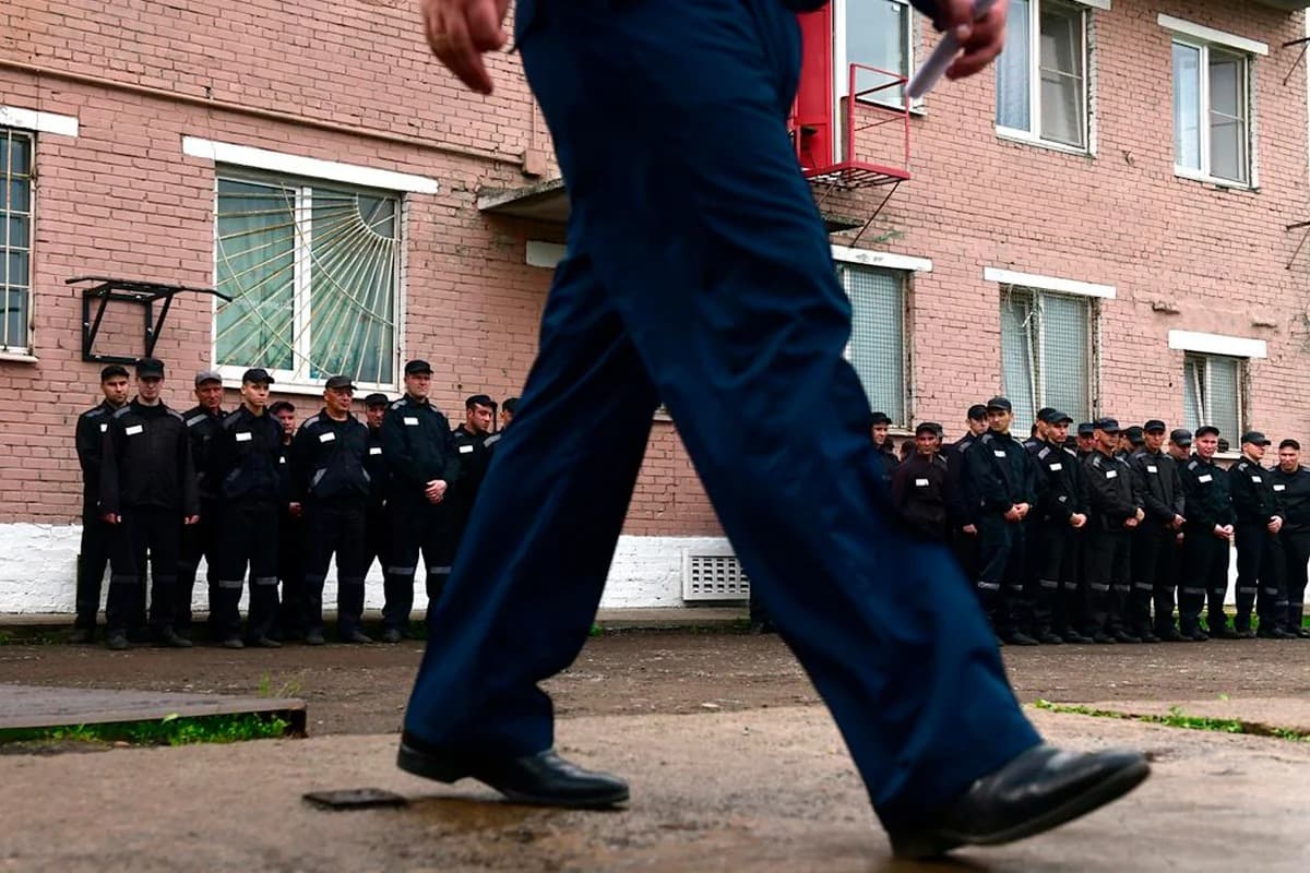 Rossiyada jazoni o‘tayotgan xorijliklar Ukrainadagi urushga jo‘natildi, ular orasida o‘zbekistonliklar ham bor