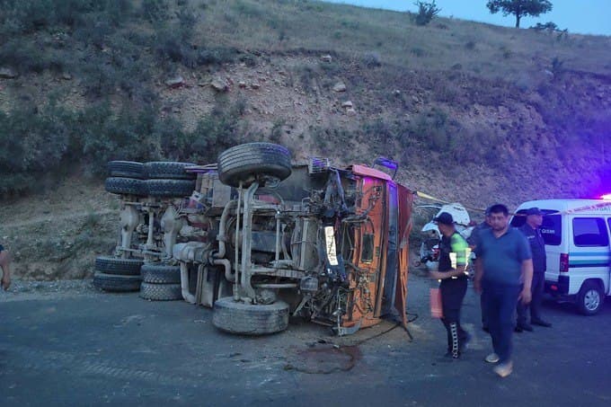 Road accident claims lives of 4 people in Urgut