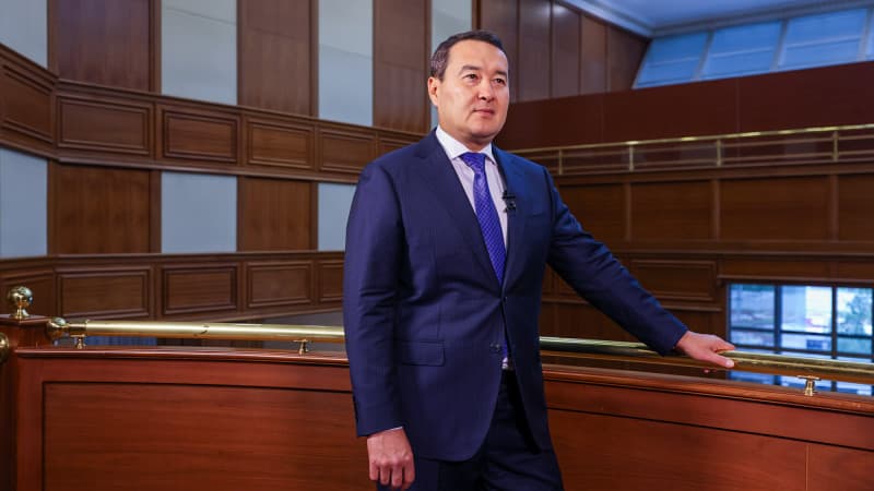 Алихан Смаилов сохранил пост премьер-министра Казахстана