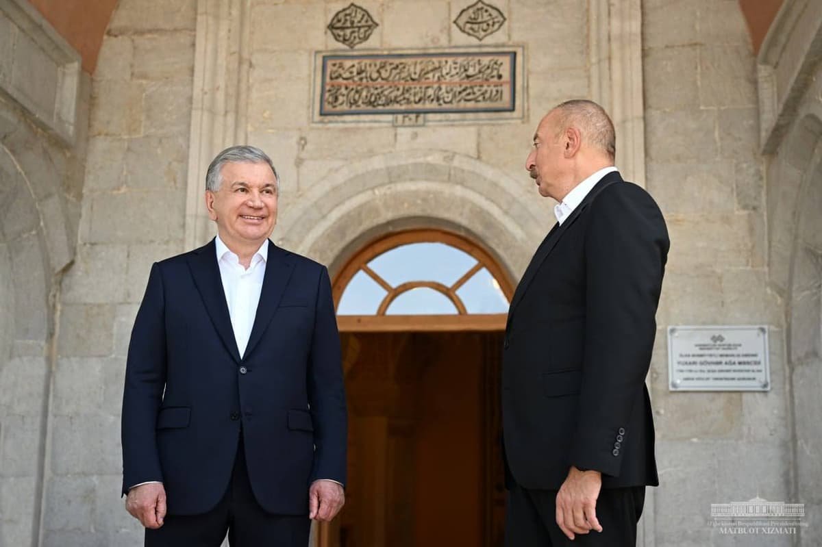 O‘zbekiston prezidenti Shusha shahrida bo‘ldi