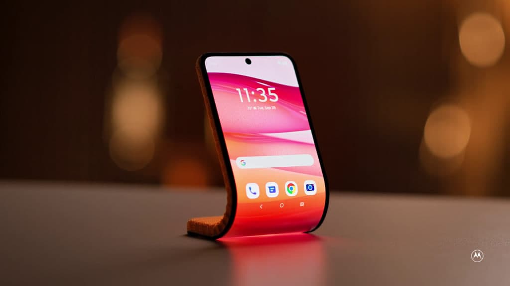 Motorola чинакам букилувчан смартфонни намойиш этди 