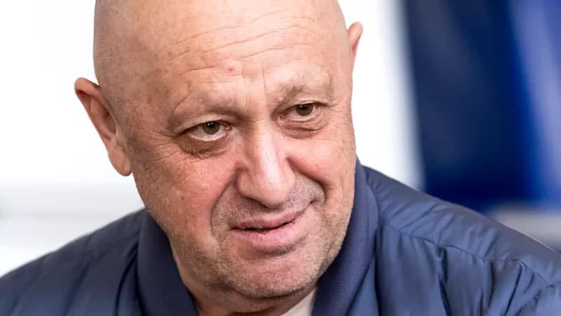 «Vagner» Rossiya armiyasi podpolkovnigini asir olib, kechirim so‘rattirdi. Bu nima degani?