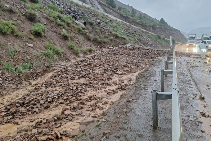 Two women died in mudslide in Kamchik pass