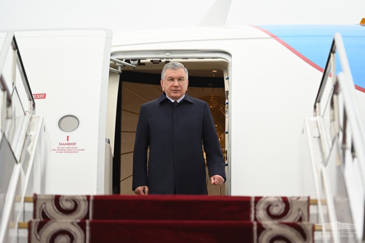 Shavkat Mirziyoyev Qirg‘izistonga yetib bordi
