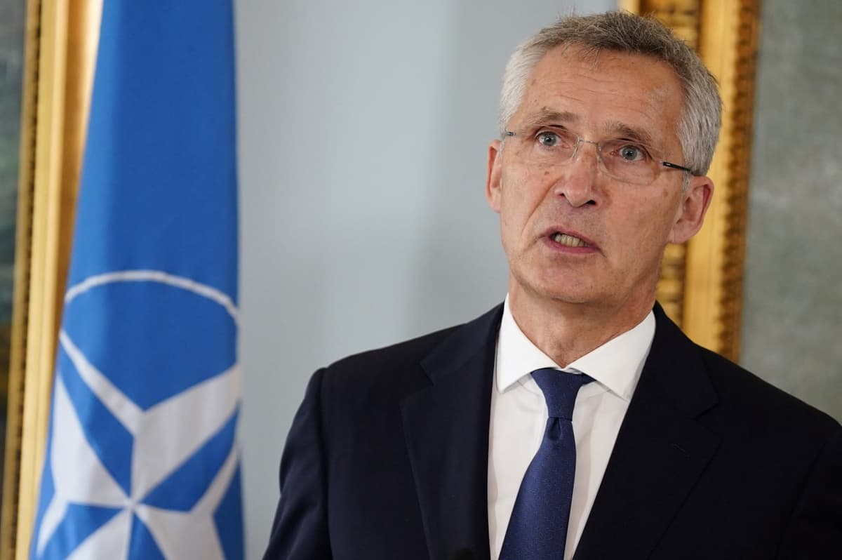 NATO boş kotibi: Putin Ukrainada uzoq davom etadigan uruşni rejalaştiryapti