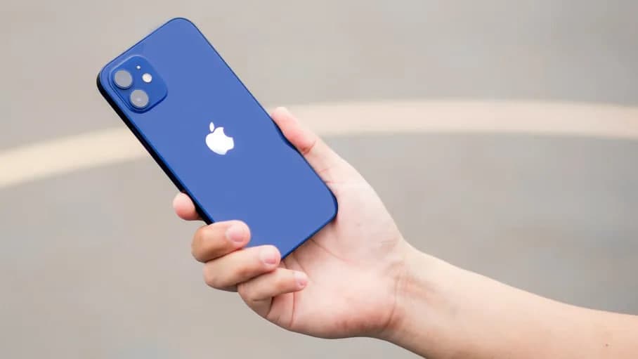 Fransiya iPhone 12 smartfonini sotuvdan olib tashlashni talab qildi 