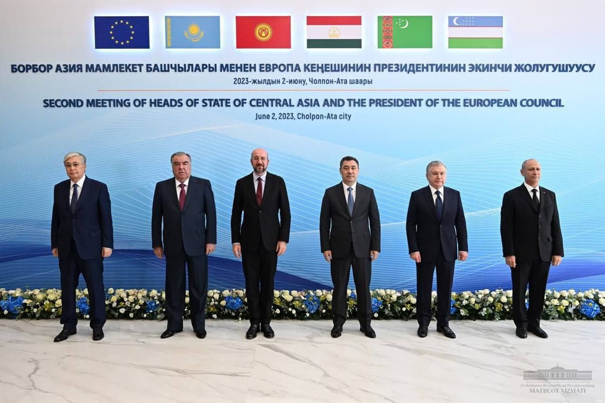Shavkat Mirziyoyev puts forward a number of initiatives to promote cooperation between CA countries and EU