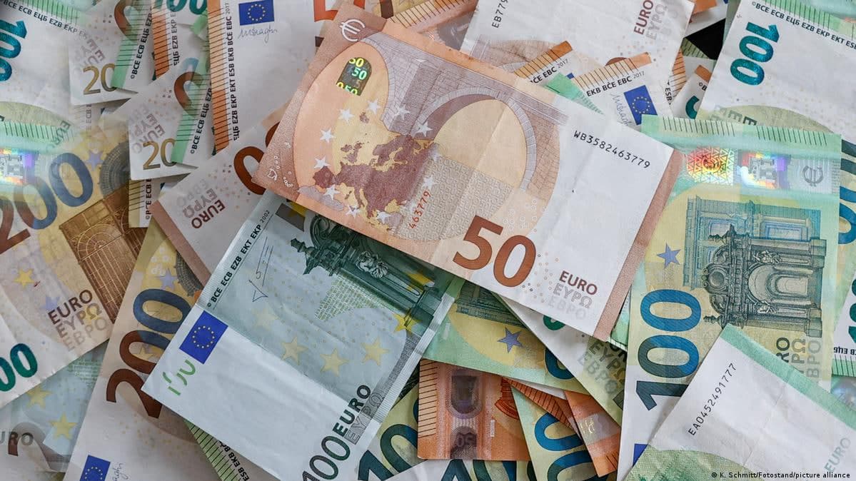 Germaniyaning davlat qarzi rekord darajaga kötarildi