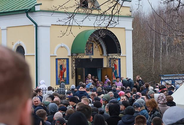 Қодиров Москвада масжид қурилишига қарши митинг иштирокчиларини фронтга юборишни таклиф қилди