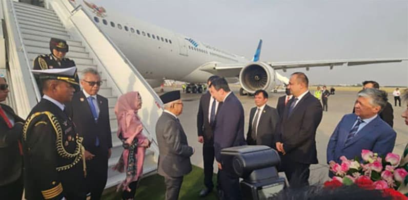 Vice President of Indonesia arrives in Uzbekistan