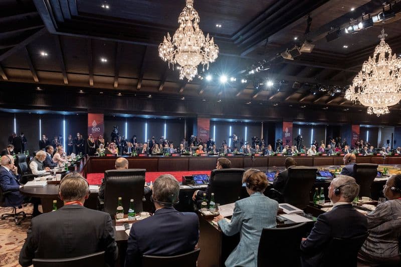 Лидеры западных стран провели экстренную встречу в рамках саммита G20