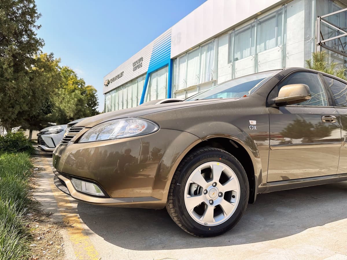UzAuto Motors йил охиригача контрактация очилмаслиги ҳақидаги хабарларни изоҳлади
