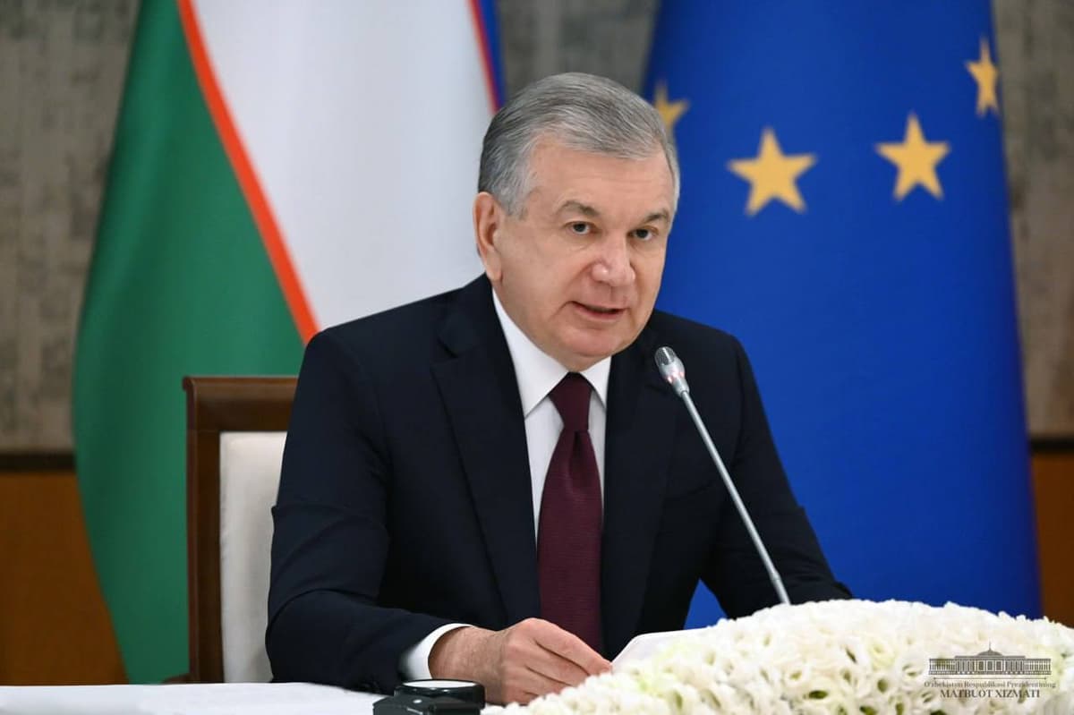 Мирзиёев провел встречу с представителями деловых кругов Италии