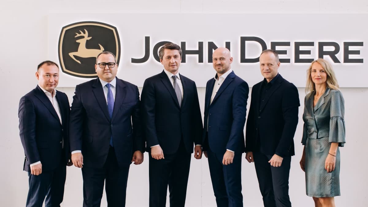UzAuto qishloq xo‘jaligi texnikasini ishlab chiqaruvchi dunyodagi eng yirik kompaniya John Deere bilan hamkorlik to‘g‘risidagi bitimni imzoladi