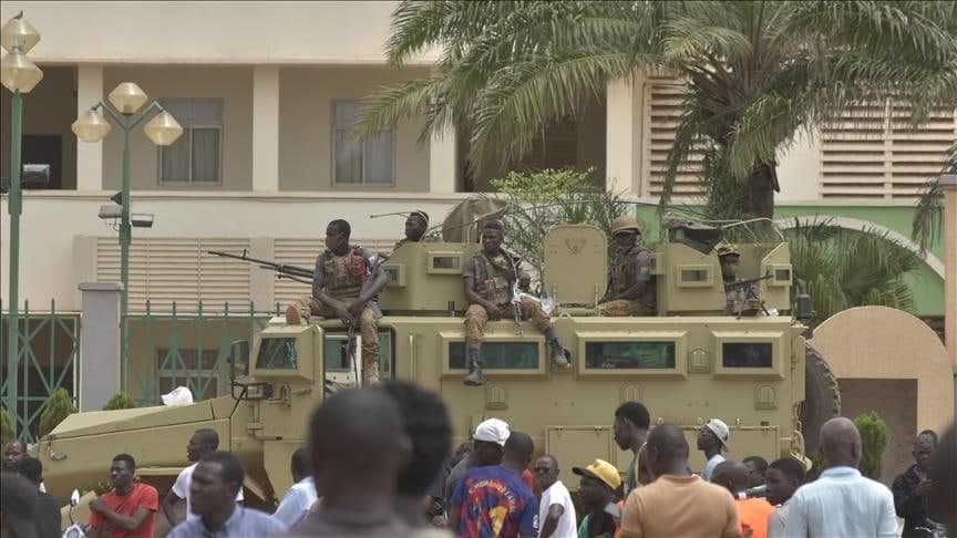 Burkina Fasoda davlat to‘ntarishiga urinishning oldi olindi