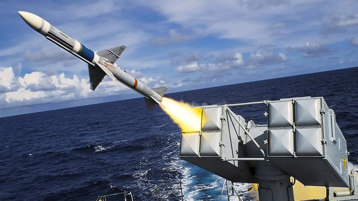 AQŞ Ukrainaga "Dengiz çumçuği" boşqariladigan raketalarini beradi