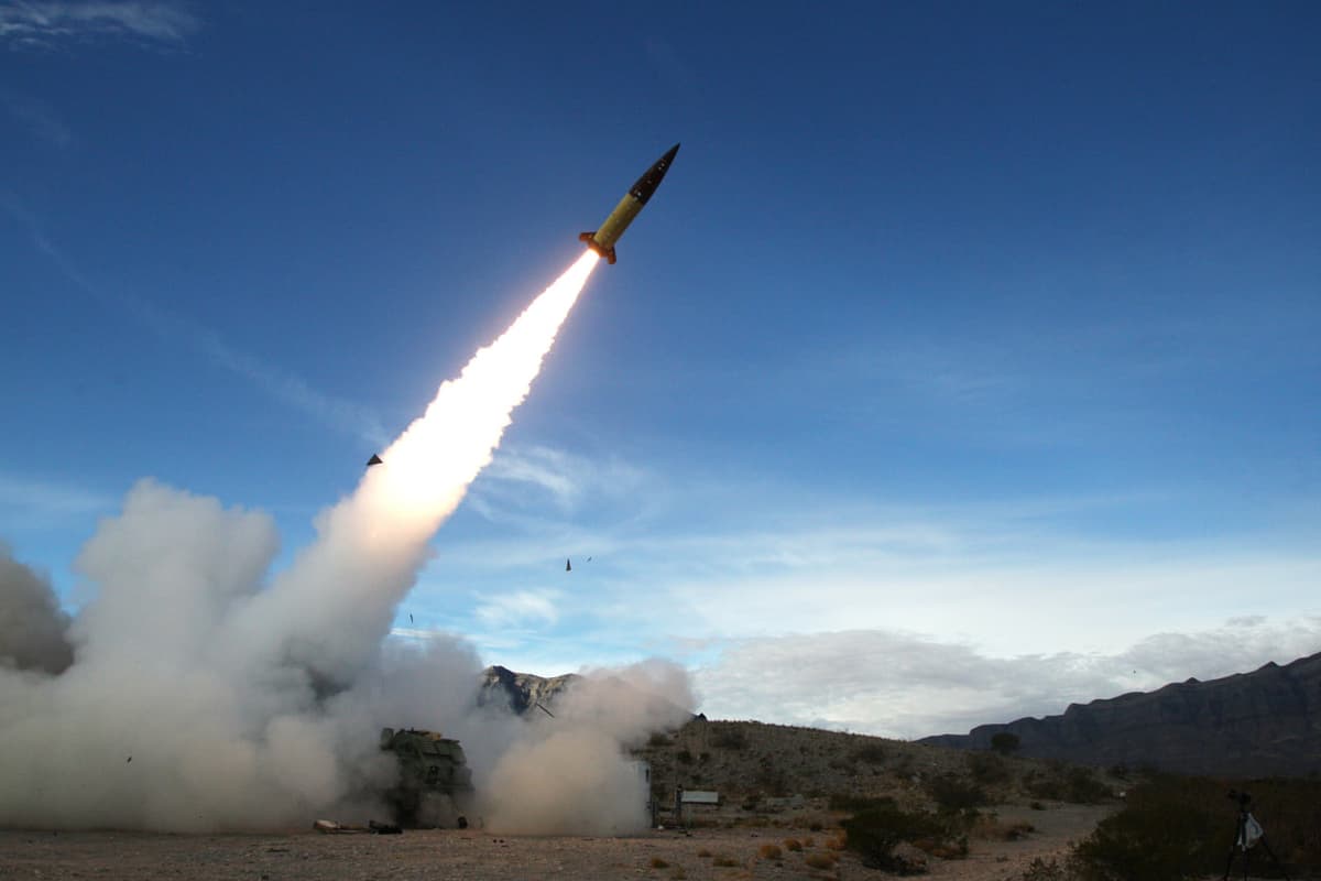 AQSh Ukrainaga uzoq masofali raketalar yetkazib beradi