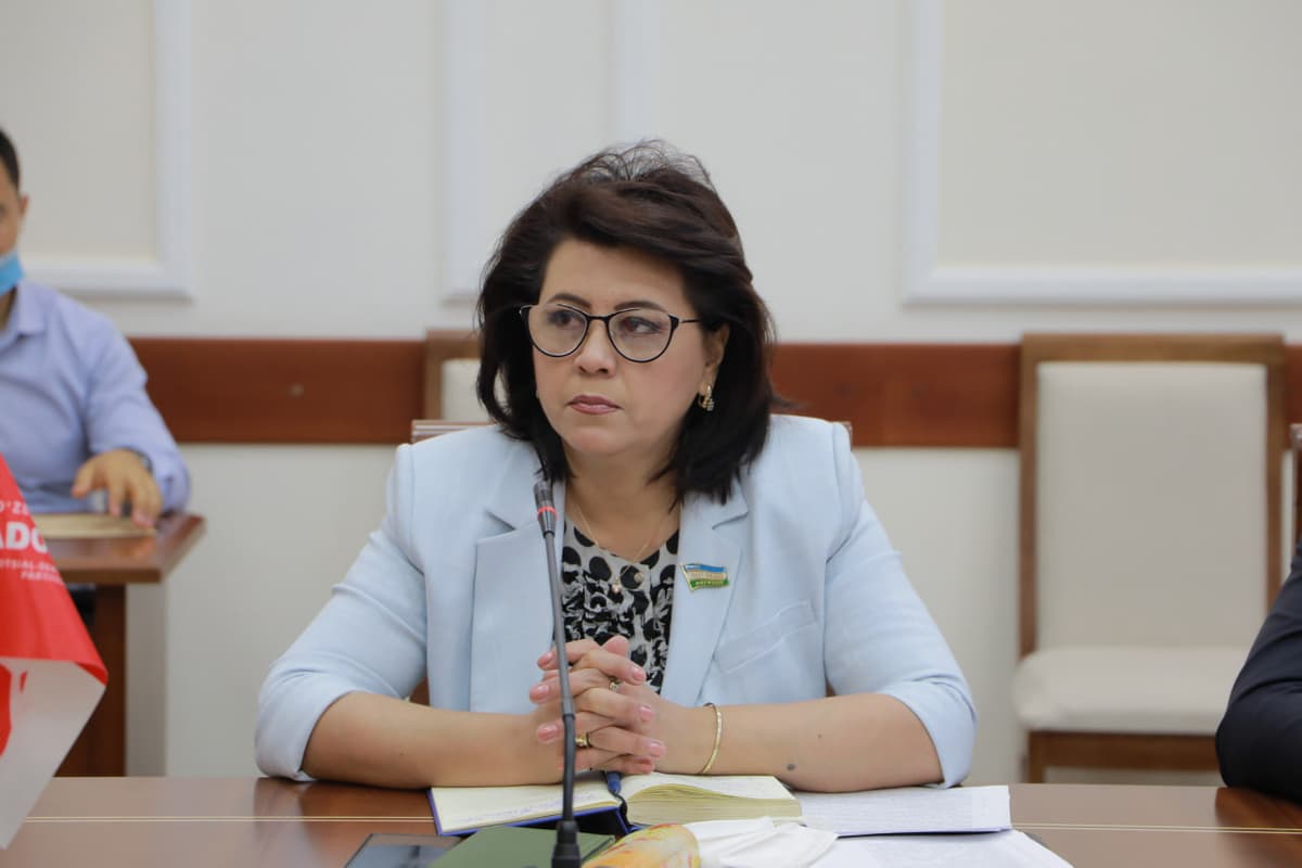 “Qonunchilikdagi noaniqliklar inson foydasiga hal etiladi” – deputat 