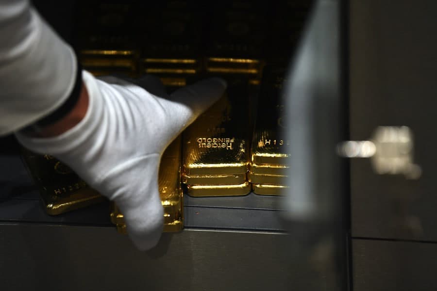 O‘zbekistonning oltin-valuta zaxiralari 230 mln dollarga kamaydi