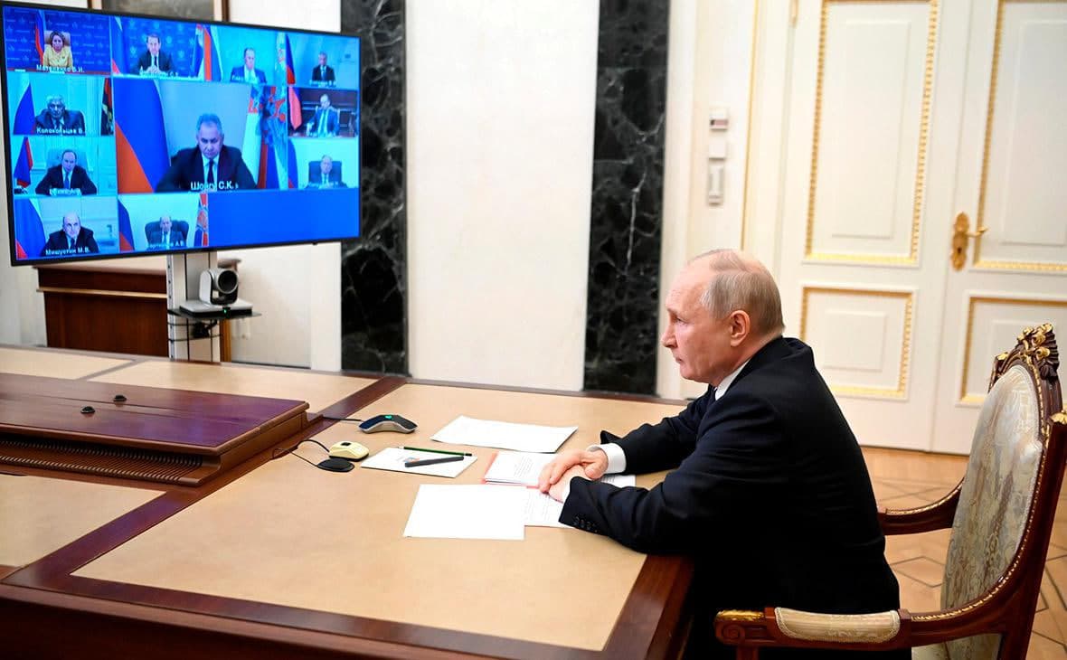 «Территории Польши – подарок Сталина»: удивительные откровения Путина на заседании Совбеза