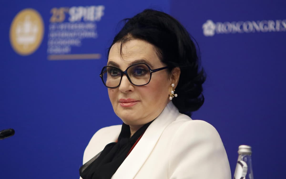 Ирина Винер назвала настоящим свой развод c Алишером Усмановым