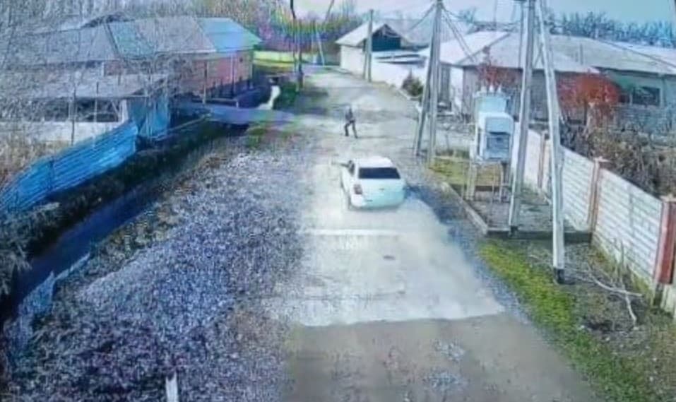 Задержан водитель, умышленно сбивший на своей машине солдата в Фергане 