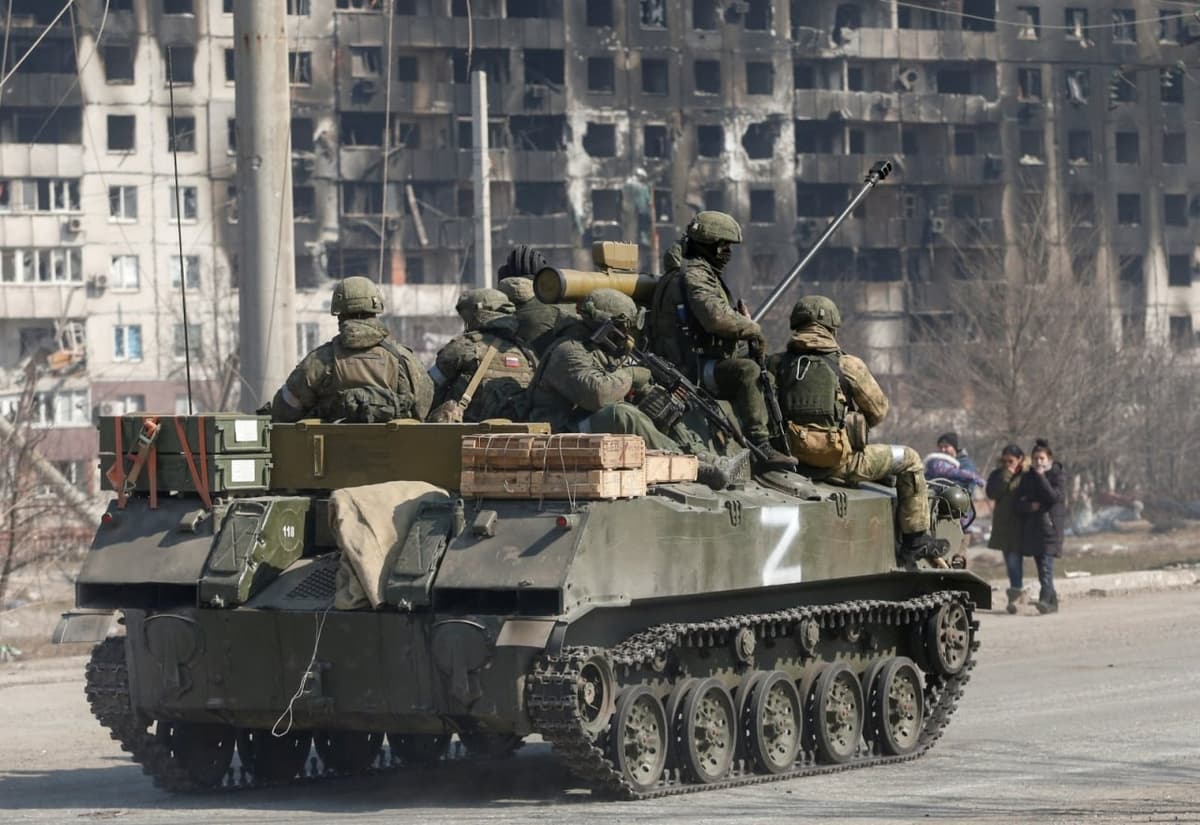 Britaniya razvedkasi: Rossiya kuniga 40 dan ortiq zirhli maşinasidan ayrilmoqda va Belarusdagi zaxiralardan foydalanmoqda