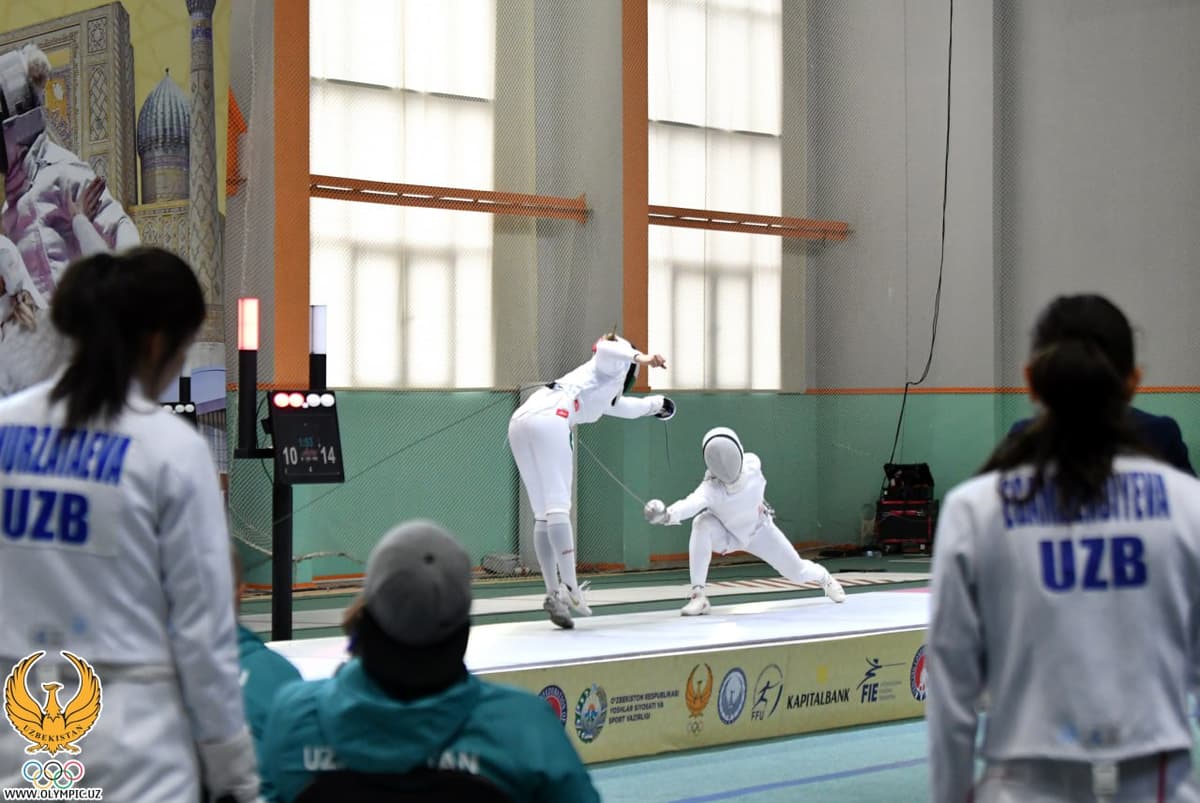 Сборная Узбекистана завоевала 16 медалей чемпионата Азии по фехтованию
