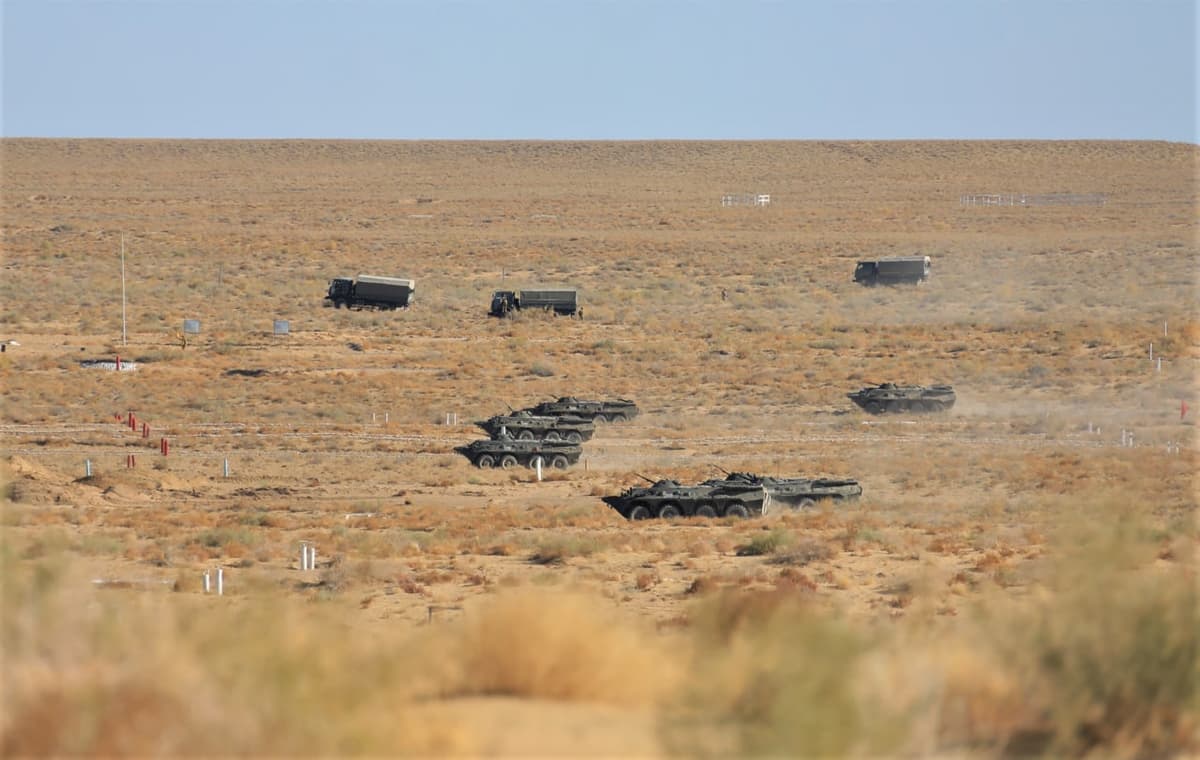 Foto: O‘zbekiston shimolida mudofaa jangini tashkil etish bo‘yicha mashg‘ulotlar o‘tkazildi