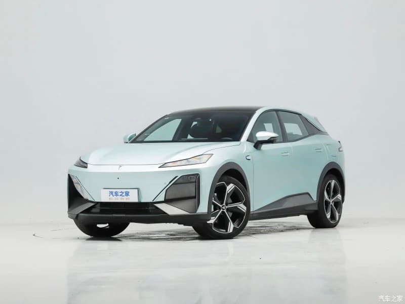 «Kambağallar uçun Lamborghini Urus». Xitoyda Changan Deepal S7 krossoverini işlab çiqariş boşlandi