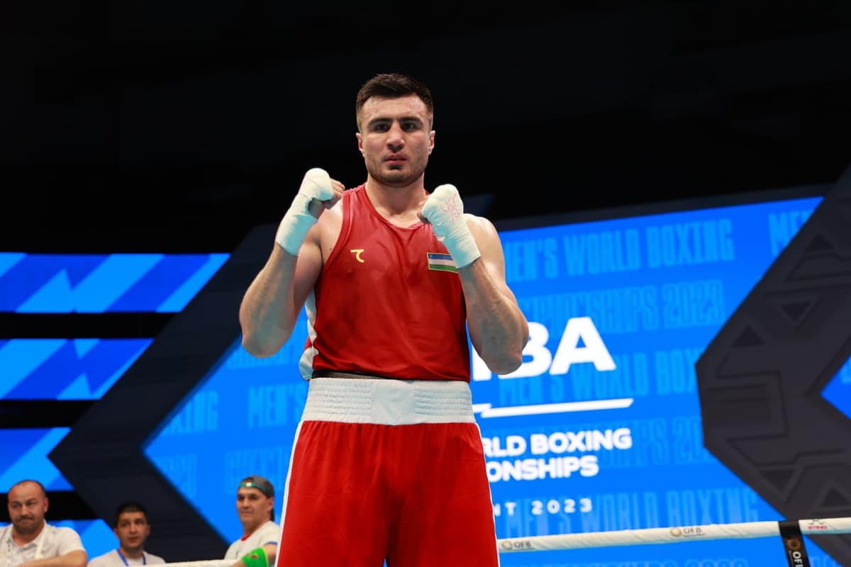 Boks. Jalolov ikki karra jahon chempioniga aylandi, Do‘smatov va Mo‘ydinxo‘jayevda JChdagi ilk oltin