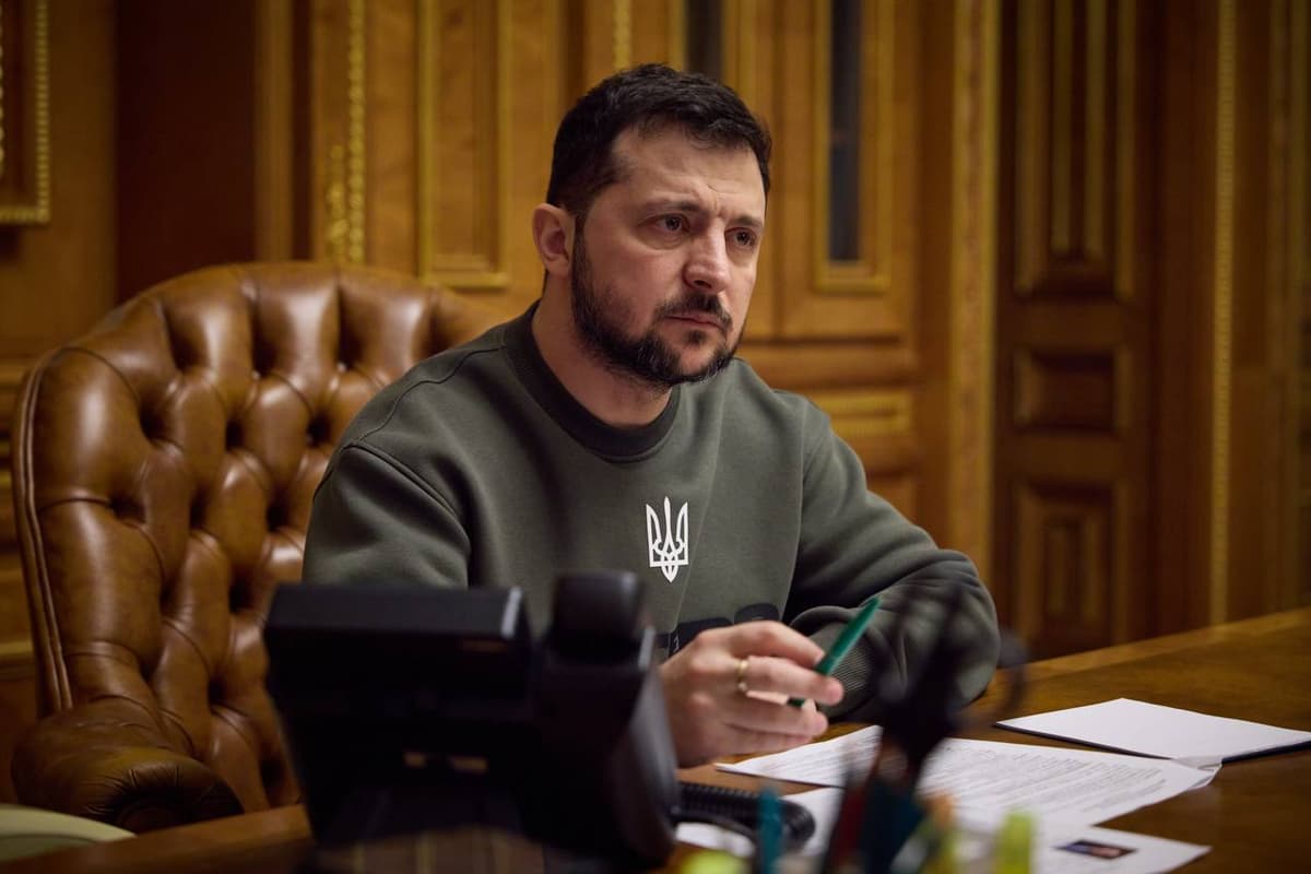 «U qon hidini sezishi bilanoq bosimni boshlaydi». Zelenskiy Baxmutni egallashga yo‘l qo‘ymaslik kerakligi haqida
