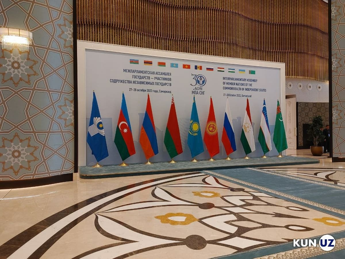 Президент Узбекистана примет участие в саммите СНГ в Бишкеке