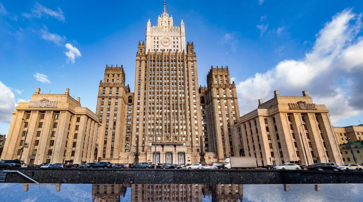 Rossiya örta masofaga uçuvçi raketalarga moratoriyni bekor qilişi mumkin