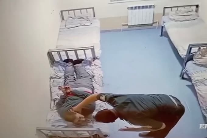В отношении сотрудника ОВД, применившего силу к мужчине, возбуждено уголовное дело