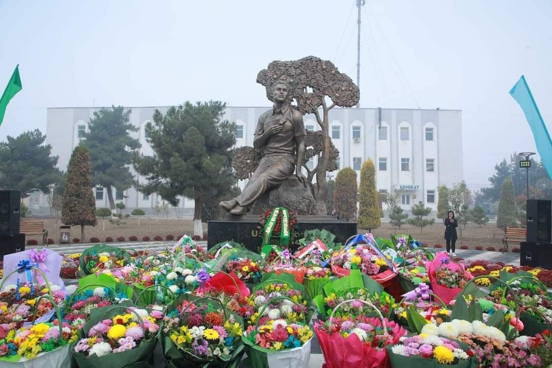Namangan shahrida Usmon Nosir nomidagi xiyobon ochildi