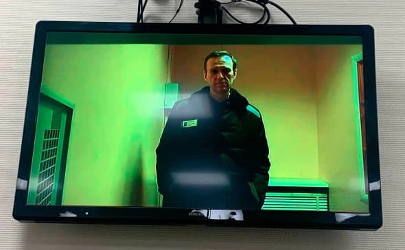 Навальный сообщил о возбуждении дела по терроризму